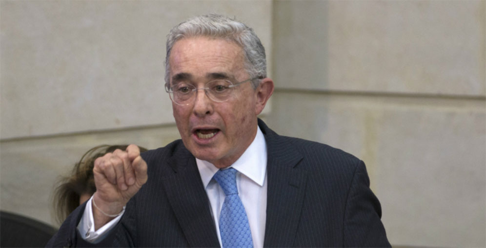 Álvaro Uribe reconoce triunfo de De la Espriella y cuestiona proceso electoral en Colombia