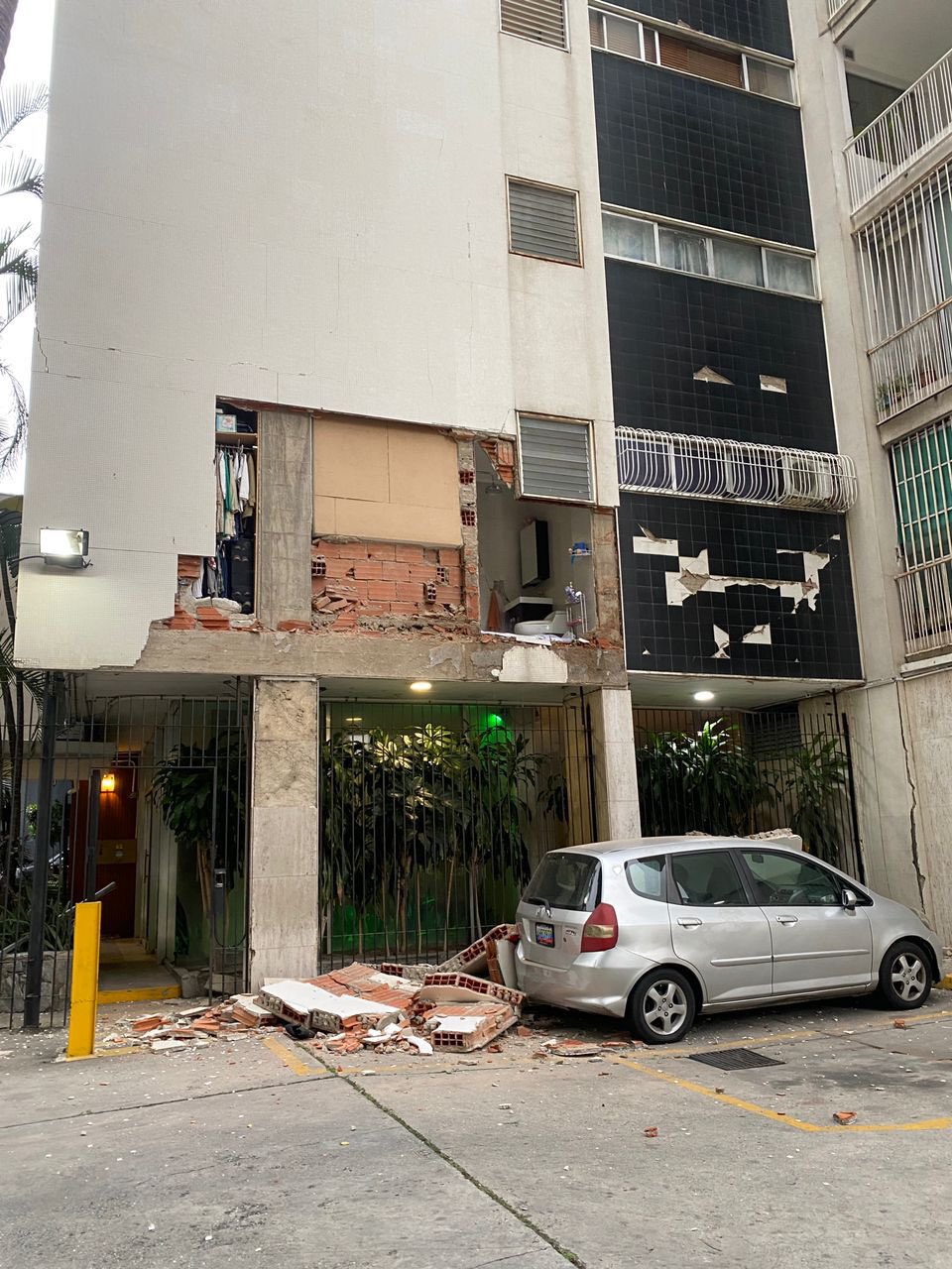 Terremoto de 7.1 estremece Venezuela y deja escenas de pánico en Caracas