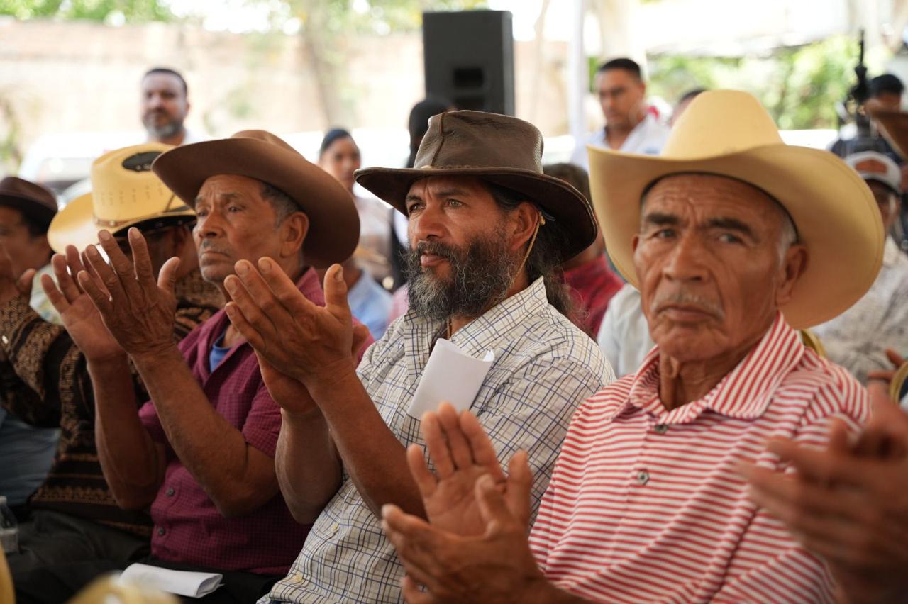 Más de 200 productores del Distrito Central reciben apoyo para fortalecer cultivos de granos básicos