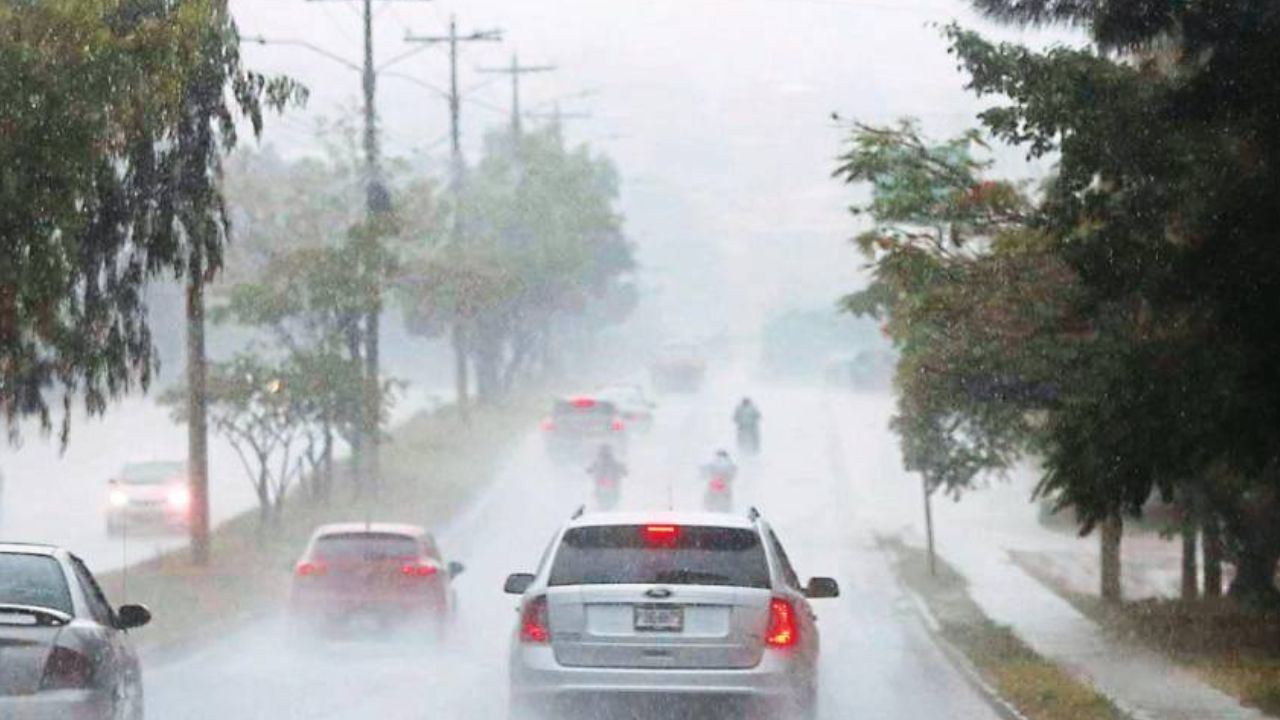 Onda tropical provocará lluvias dispersas en varias regiones del país, advierte Copeco