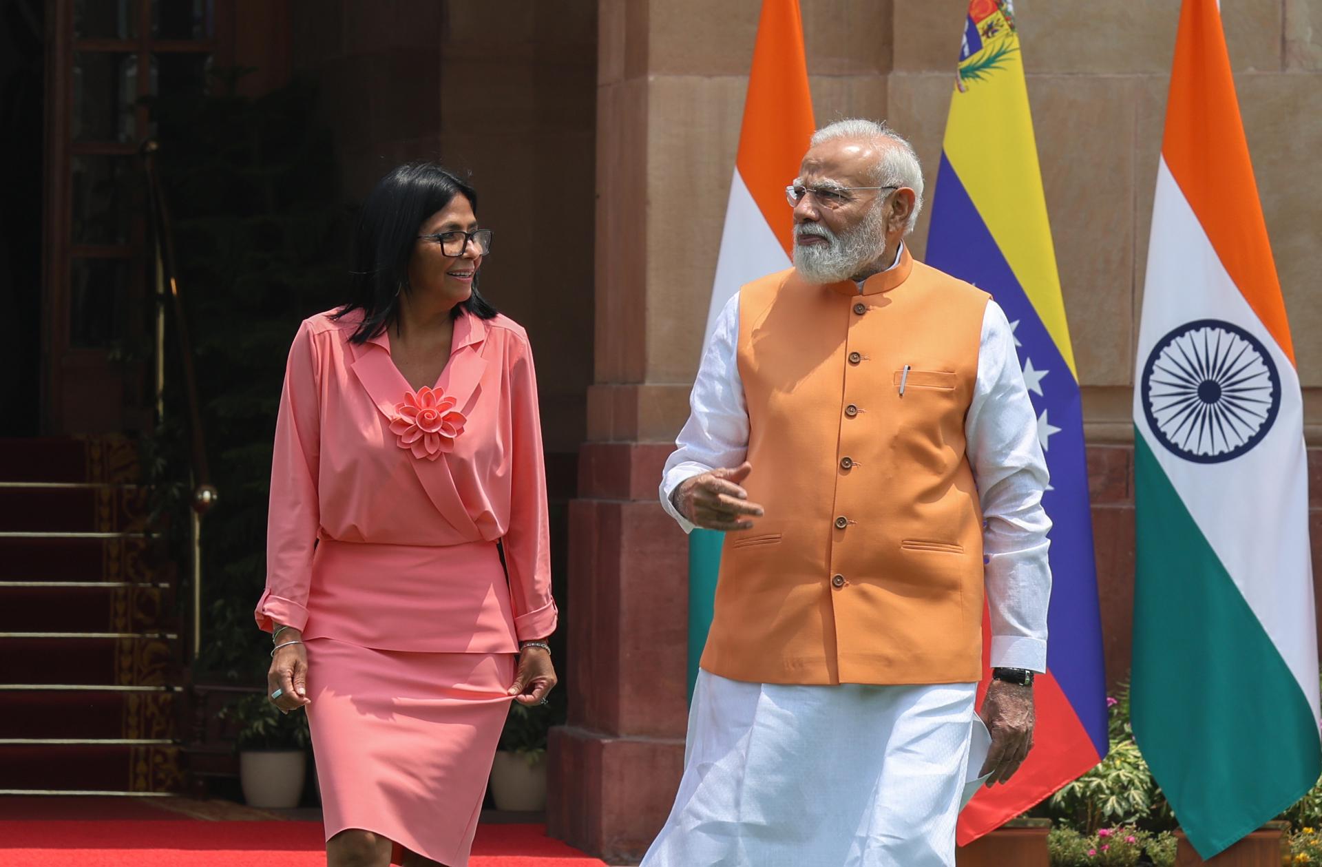 Delcy Rodríguez busca fortalecer la relación energética con India en visita oficial