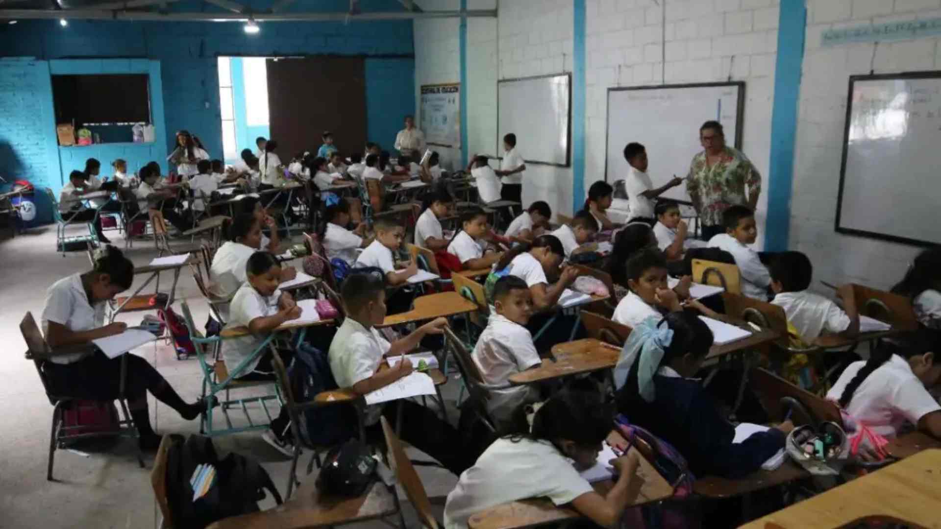 ¿Cuándo vuelven a clases los estudiantes tras el receso académico 2026 a nivel nacional?
