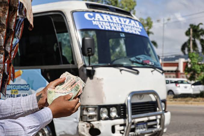 ¿Quiénes están detrás de la extorsión en el transporte? Policía señala que el 60 % se origina dentro del mismo rubro