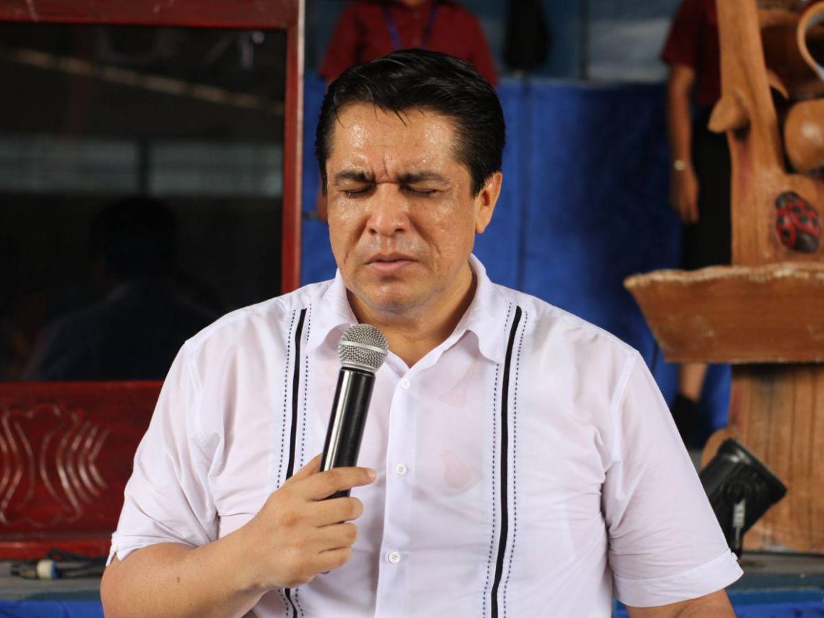 Roy Santos pide elevar el debate nacional y priorizar soluciones a los problemas que afectan a los hondureños