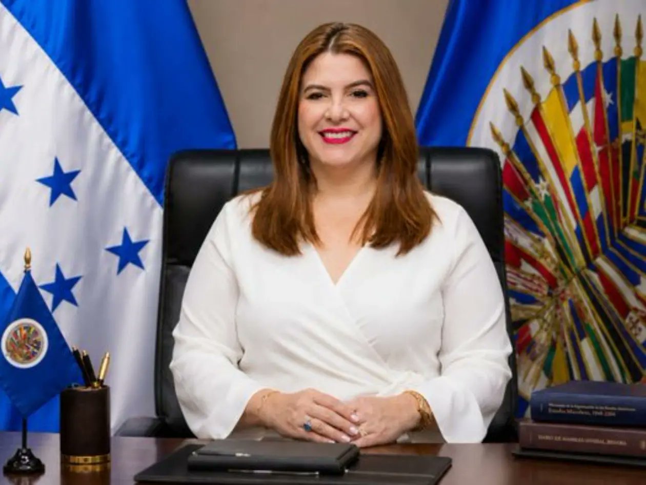 Honduras estrena representante ante la OEA: Cossette López asume el cargo
