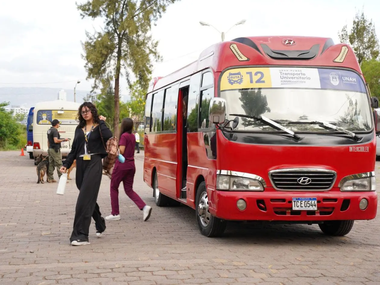 IHTT respalda transporte gratuito de la UNAH y pide regularizar las unidades