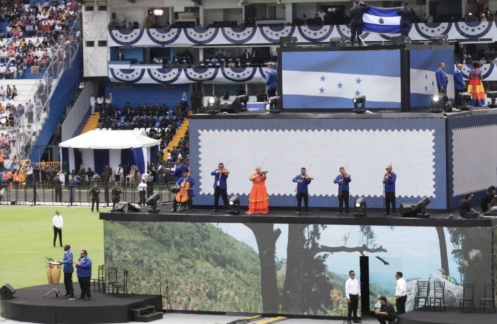 Conozca a la Orquesta Musical Libertad, el grupo de privados de libertad que participaron por primera vez en desfiles patrios en Honduras