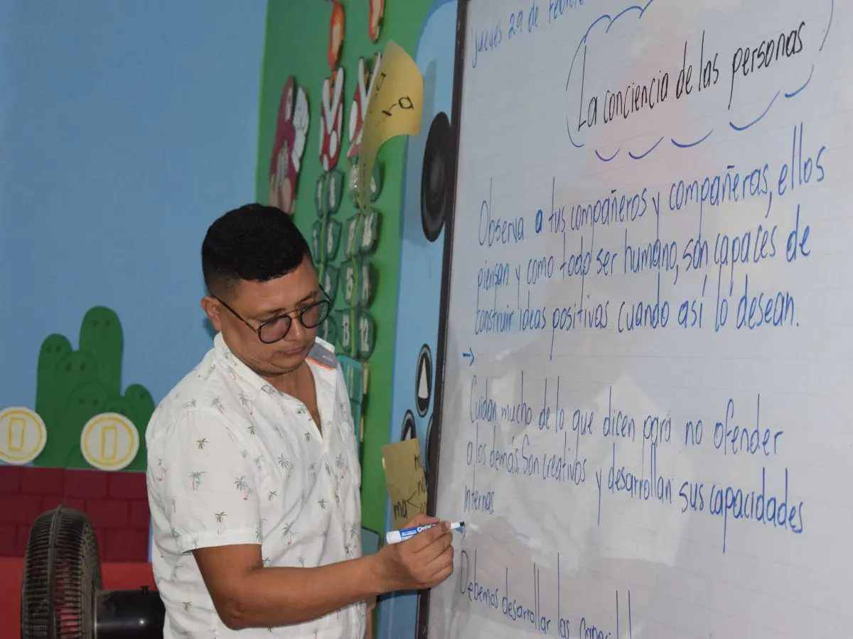 Día del Maestro en Honduras: entre la vocación, los desafíos y las demandas del gremio