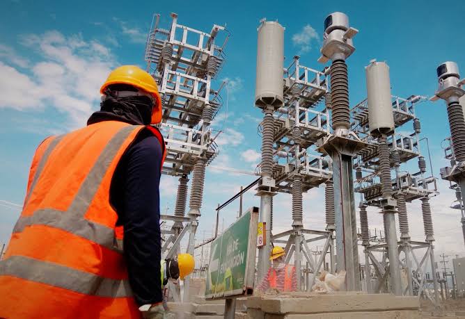 Banca internacional muestra interés en reforma del sector eléctrico hondureño