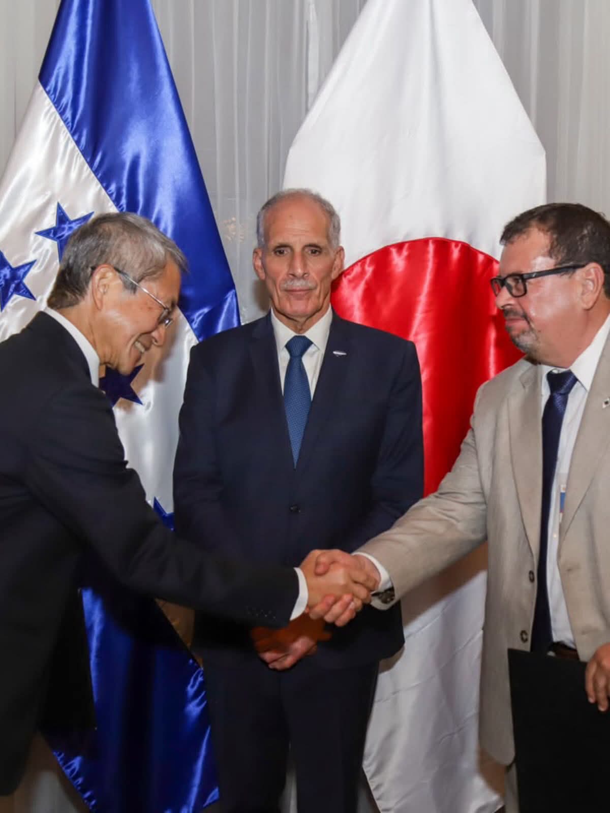 Gobierno impulsa proyectos de riego con apoyo de Japón