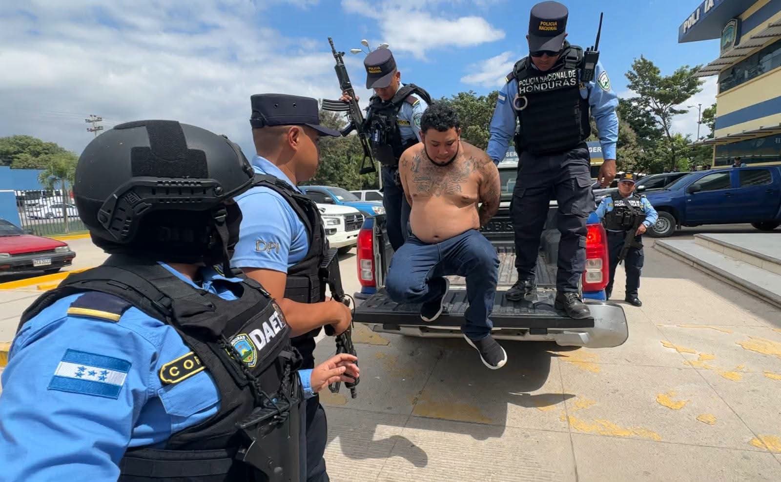 CAPTURAN A PRESUNTO MIEMBRO DE LA PANDILLA 18 CON AMPLIO HISTORIAL DELICTIVO EN HONDURAS