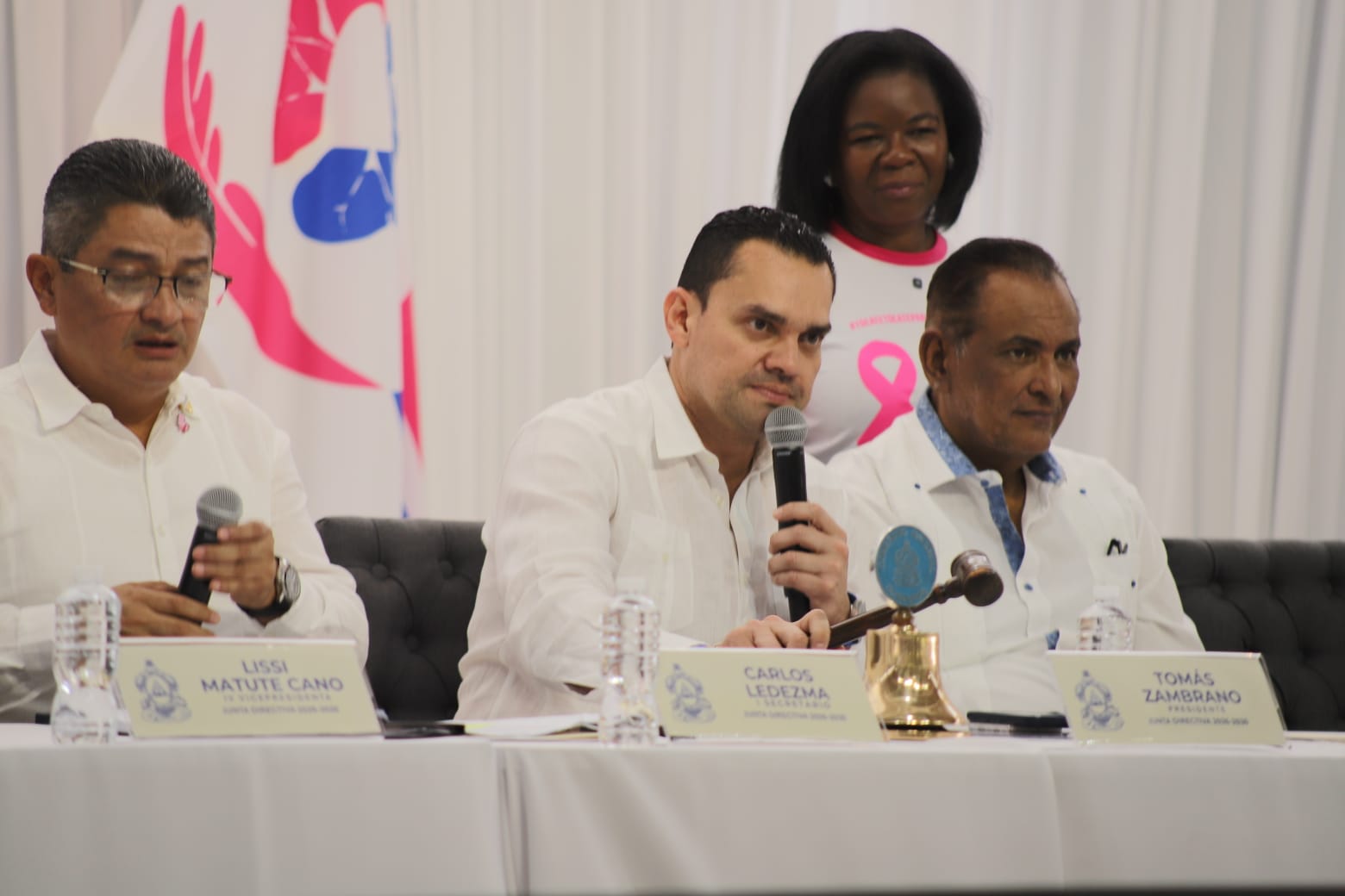 Zambrano anuncia inversión de L3,700 millones para El Paraíso en los próximos dos años