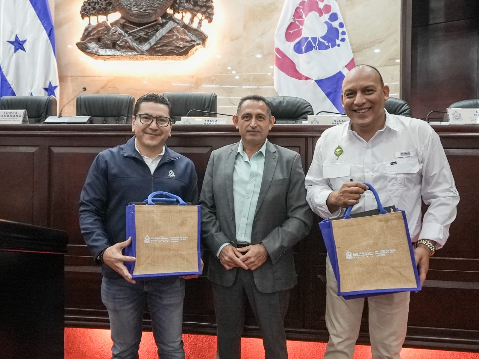 Congreso Nacional analiza medidas para enfrentar sequías e inundaciones en Honduras